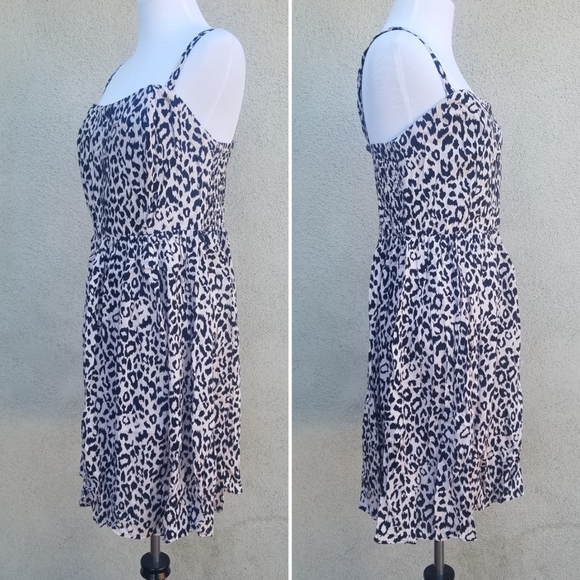 Torrid Plus Size Leopard Print Dress Size 2 - Picture 3 of 9